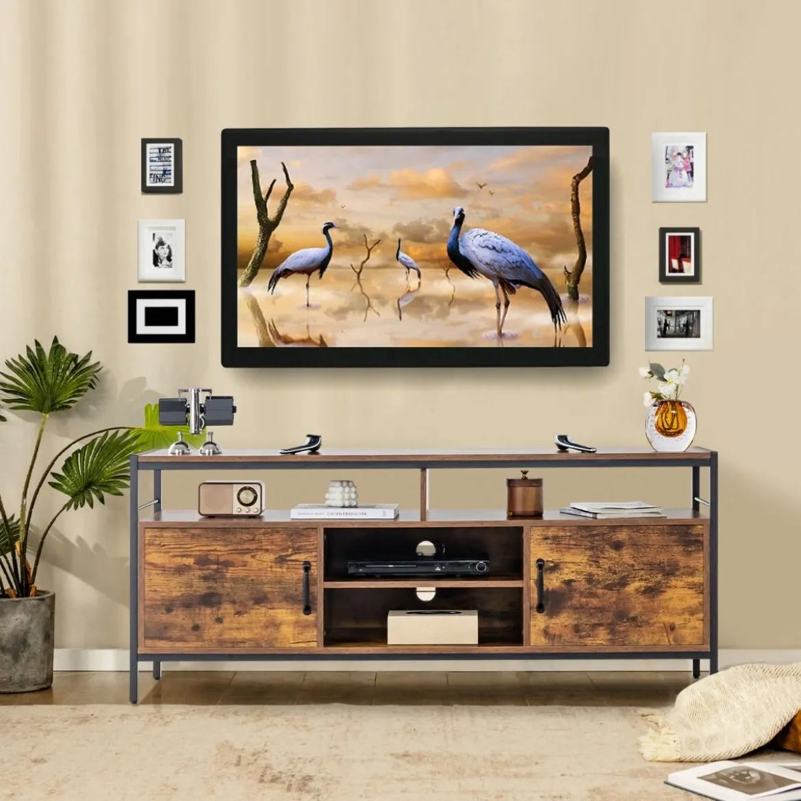 TV-Schrank für Fernseher bis zu 65 Zoll Lowboard mit 2 Türen & offenen Fächern Fernsehtisch