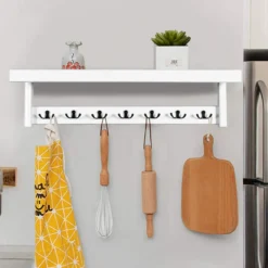 Wandgarderobe mit Ablage Wandregal mit 7 Doppelhaken Hängeregal aus Kautschukholz 80 x 16 x 18 cm Weiß