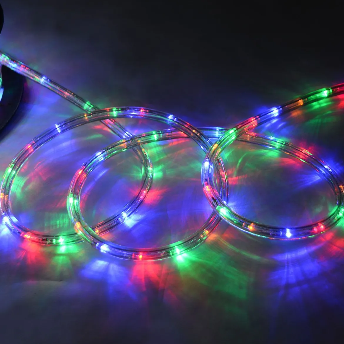 Weihnachtsbeleuchtung 30M Lichterschlauch Lichterkette für Außen und Innen mit 1080 LEDs
